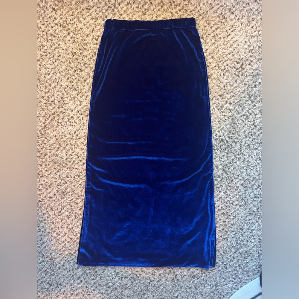 Blue velvet maxi skirt